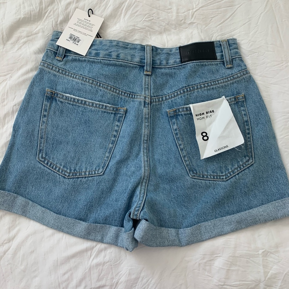 Glassons shorts - Picture 4 of 4